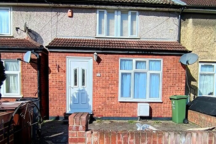 3 Bedroom Terraced House To Rent In Lillechurch Road, Dagenham, RM8