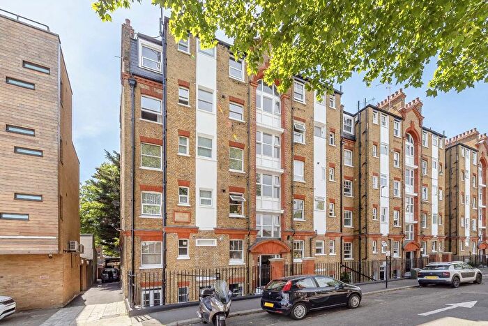 1 Bedroom Flat To Rent In Chiswick Road, Chiswick, W4