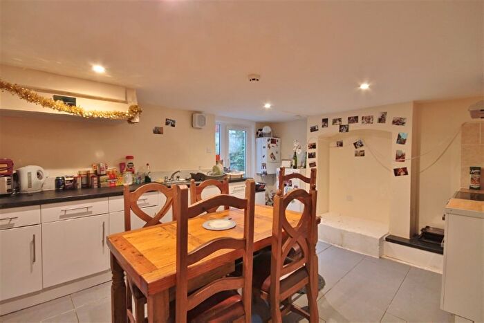 5 Bedroom Terraced House To Rent In Regent Street, Oxford, OX4