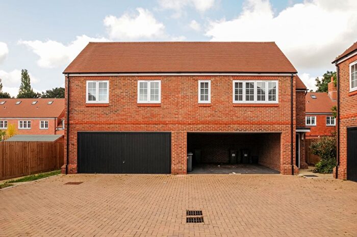 2 Bedroom Maisonette To Rent In Mortimer Crescent, St.Albans, AL3