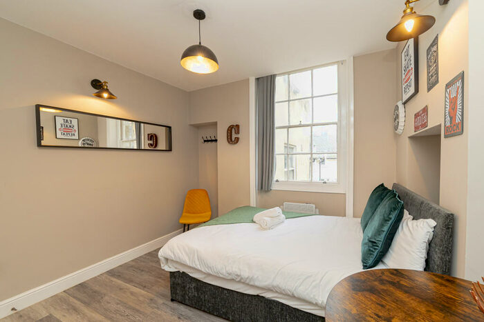 Studio To Rent In Middle Street, BN1