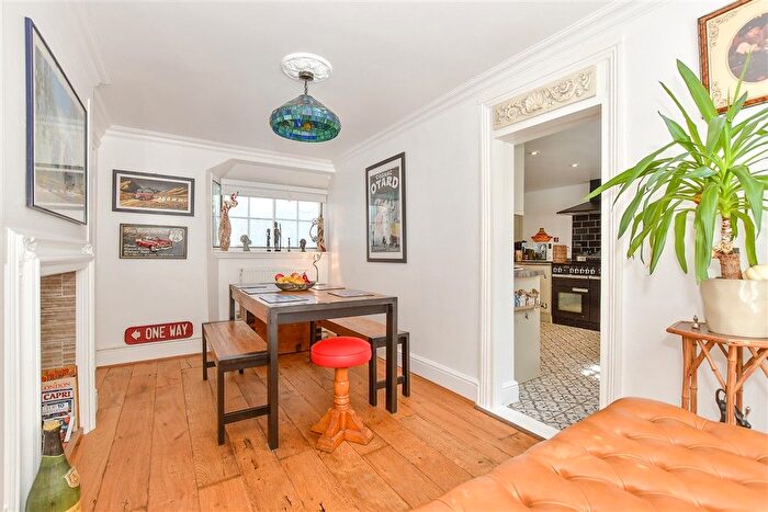 3 Bedroom Detached House For Sale In The Street, Ash, Kent, CT3