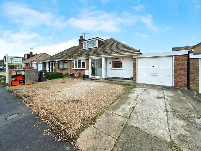 4 Bedroom Bungalow For Sale In Blake Crescent, Swindon, SN3