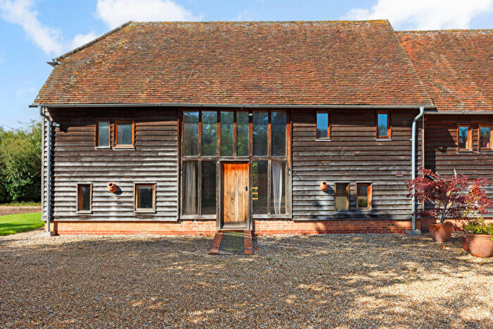 3 Bedroom Barn Conversion For Sale In Bottle Lane, Mattingley, RG27