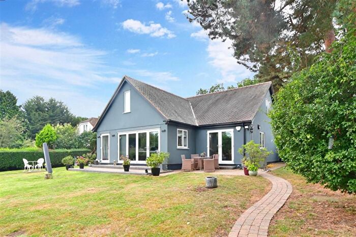 4 Bedroom Chalet For Sale In Mill Street, Harlow, Essex, CM17