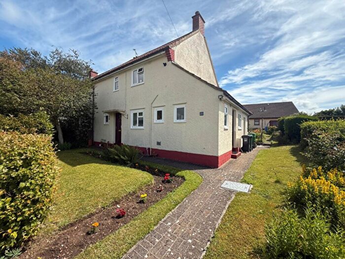 3 Bedroom Semi-Detached House For Sale In Ridgeway, Nailsea, North Somerset, BS48