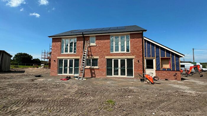 4 Bedroom Detached House For Sale In Moss Lane, Little Hoole, PR4
