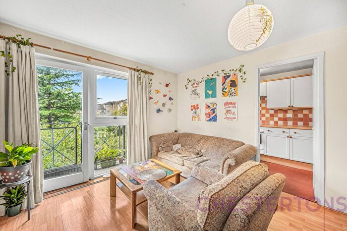 2 Bedroom Flat To Rent In Taeping Street, Millwall, E14