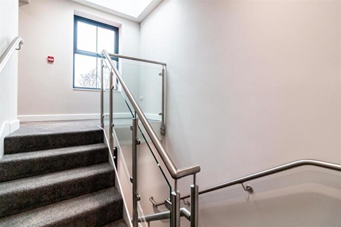 1 Bedroom Flat To Rent In High Street, Ruddington, Nottingham, Nottinghamshire, NG11