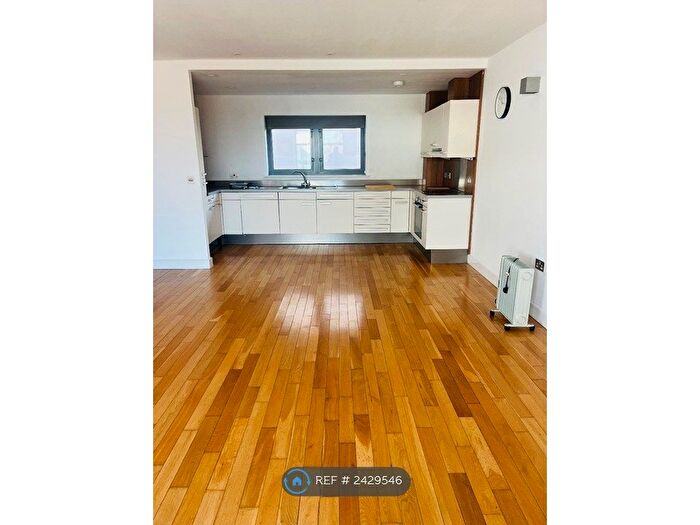 2 Bedroom Flat To Rent In Rocky Lane South, Heswall, CH60