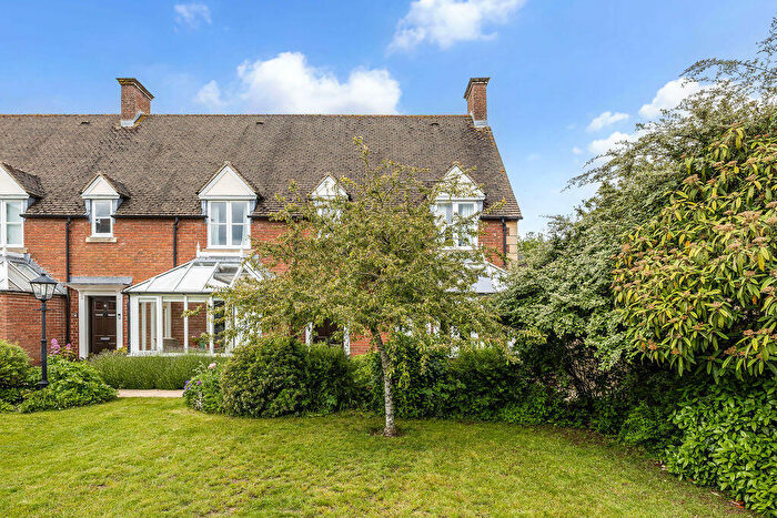 2 Bedroom Cottage For Sale In University Farm, Moreton-In-Marsh, GL56
