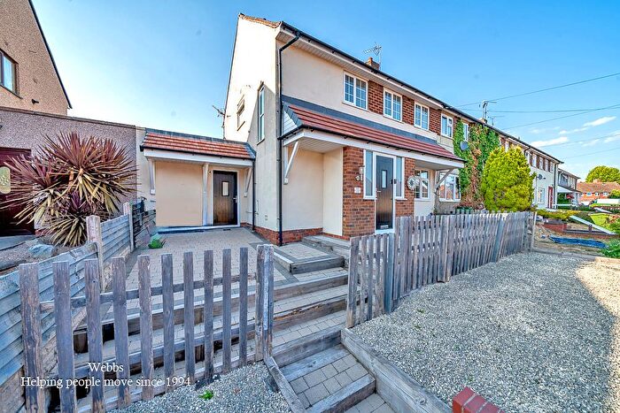 3 Bedroom End Of Terrace House For Sale In Hillside, Dudley, DY3