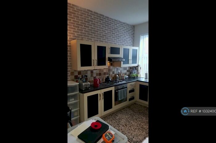 2 Bedroom Terraced House To Rent In Denstone Road, Nottingham, NG3