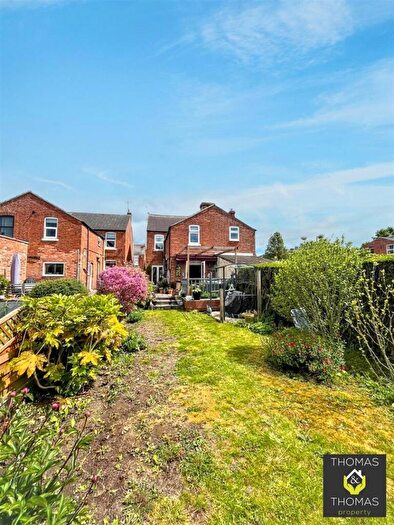 3 Bedroom Semi-Detached House For Sale In Malvern Road, Gloucester, GL1
