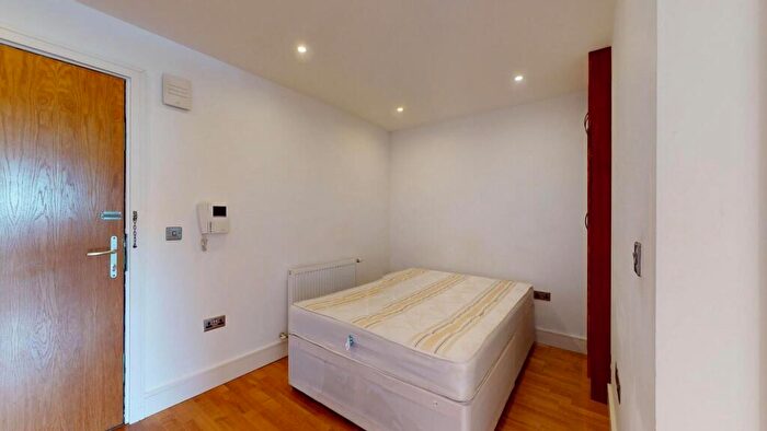 Studio To Rent In Flat Trident Point, Harrow, HA1