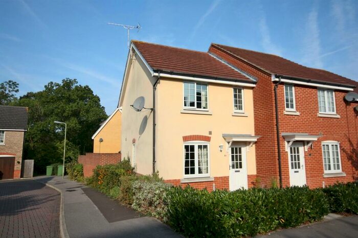 2 Bedroom End Of Terrace House To Rent In Maple Rise, Whiteley, PO15