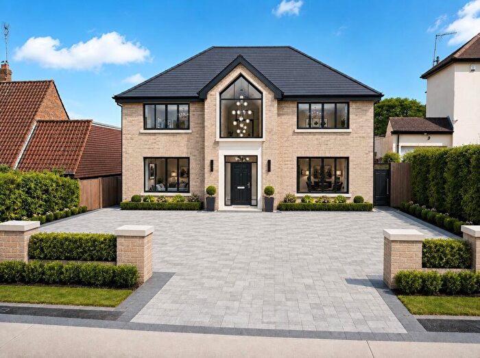 5 Bedroom House For Sale In Hill Rise, Cuffley, EN6