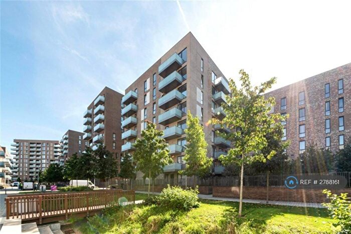 2 Bedroom Flat To Rent In Sailors House, London, E14
