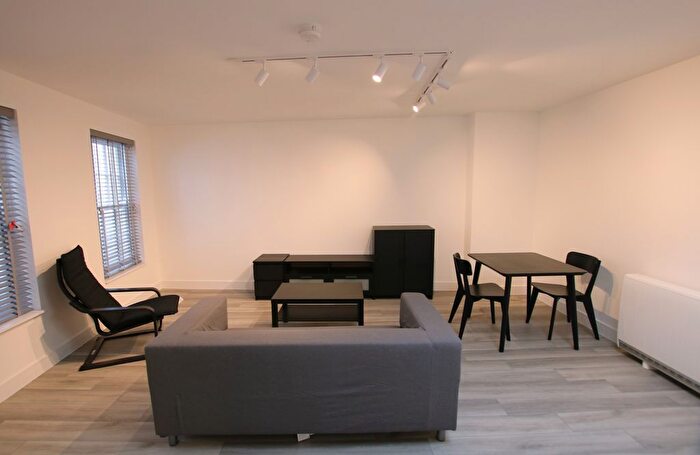 1 Bedroom Flat To Rent In High Street, Barnet, EN5