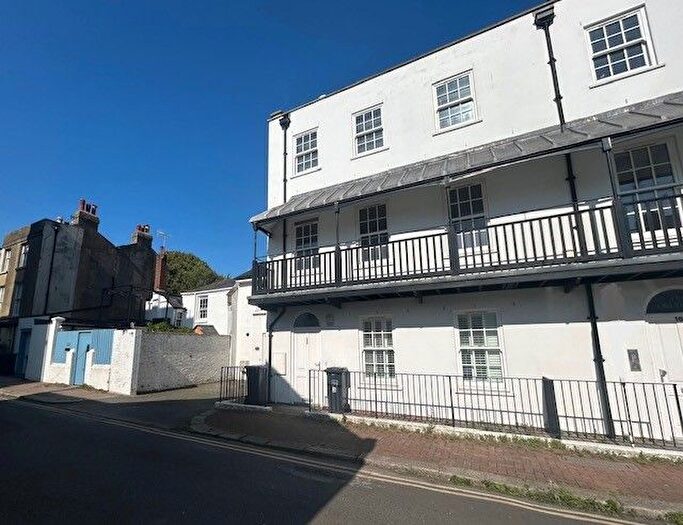 2 Bedroom Flat To Rent In The Old Dairy, Worthing, BN11