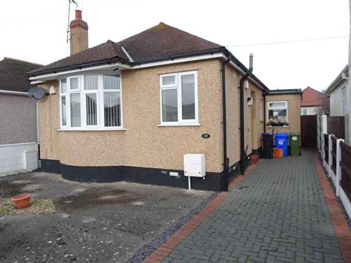 2 Bedroom Bungalow To Rent In Eastville Avenue, Rhyl, LL18