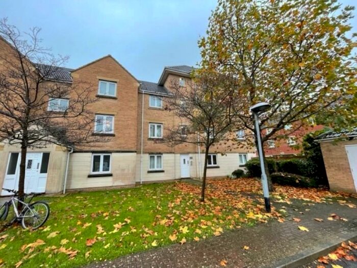 1 Bedroom Flat To Rent In Macfarlane Chase, The Park, Weston-super-Mare, BS23