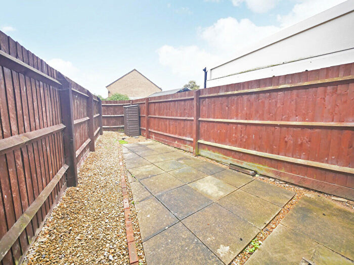 1 Bedroom Terraced House To Rent In Bicester, Oxfordshire, OX26