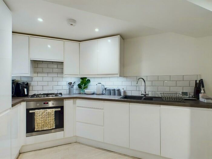 2 Bedroom Flat To Rent In Sterling Parade, The Street, Littlehampton, West Sussex, BN16