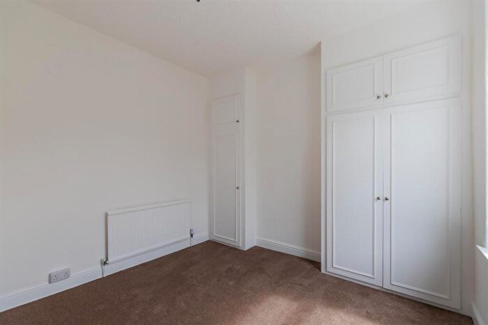 4 Bedroom House To Rent In Wedmore Road, Grangetown, Cardiff, CF11