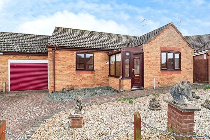2 Bedroom Bungalow For Sale In Gwyn Crescent, Fakenham, Norfolk, NR21