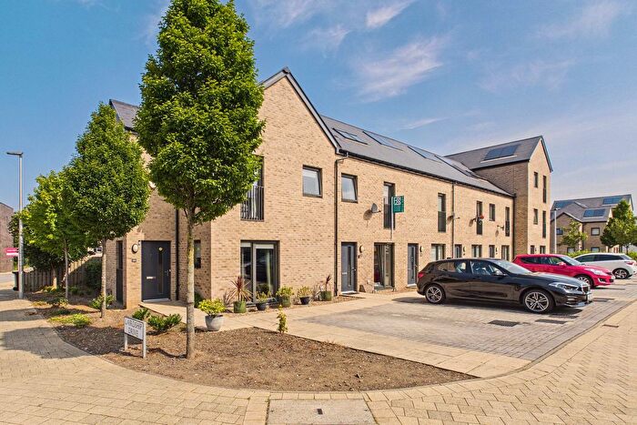 3 Bedroom End Of Terrace House For Sale In Glenalmond Place, Edinburgh, EH11