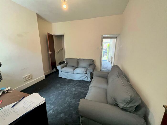 4 Bedroom Terraced House To Rent In Harrow Road, Selly Oak, Birmingham, B29