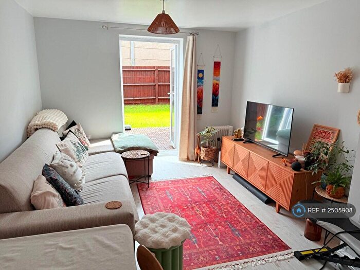 1 Bedroom Flat To Rent In Hermitage Close, London, SE2