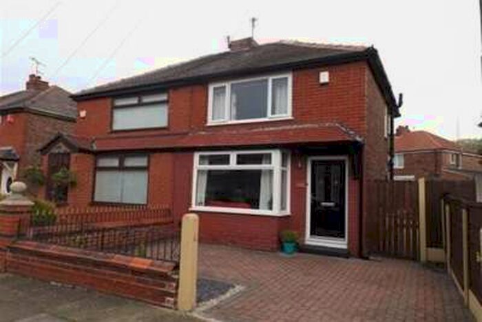 2 Bedroom Semi-Detached House To Rent In North Road; Audenshaw; M34