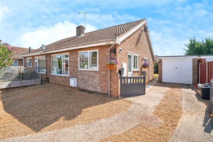 2 Bedroom Semi-Detached Bungalow For Sale In North Park, Fakenham, NR21