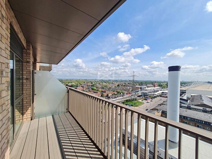 2 Bedroom Flat For Sale In Galleria House, Western Gateway, London, E16