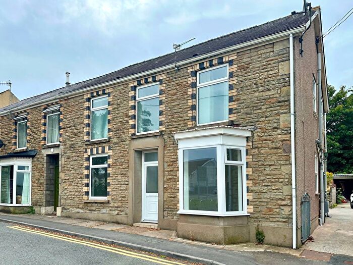 2 Bedroom Flat To Rent In Woodlands, Gowerton, SA4