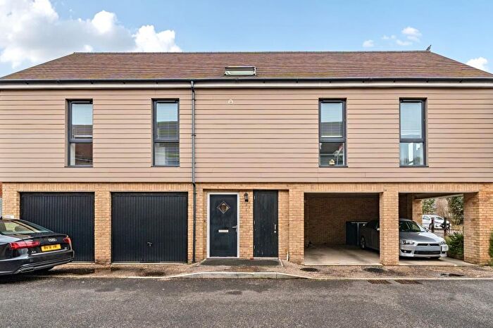 2 Bedroom Detached House For Sale In Rooksdown, Basingstoke, RG24