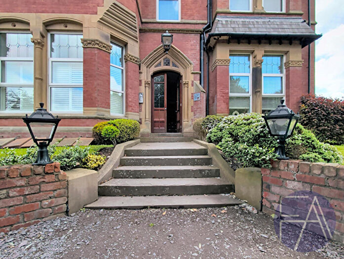 2 Bedroom Duplex To Rent In Lulworth Road, Southport, PR8