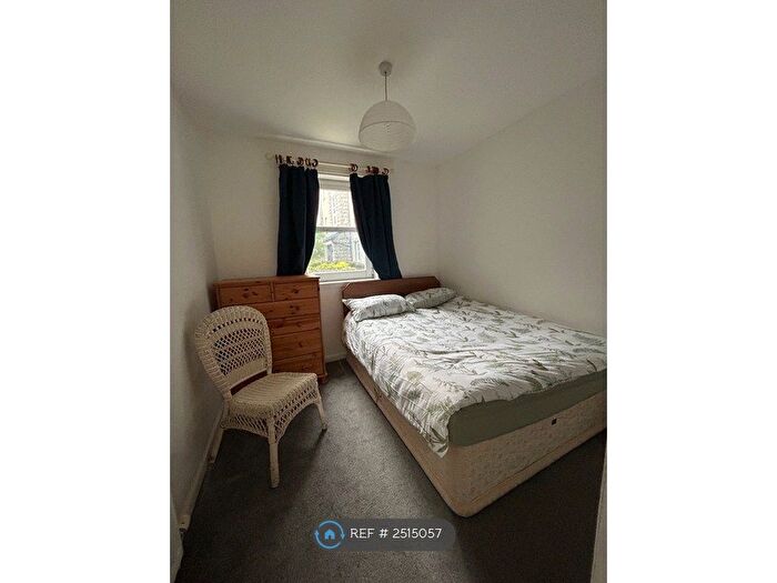 2 Bedroom Flat To Rent In Chapel Street, Aberdeen, AB10