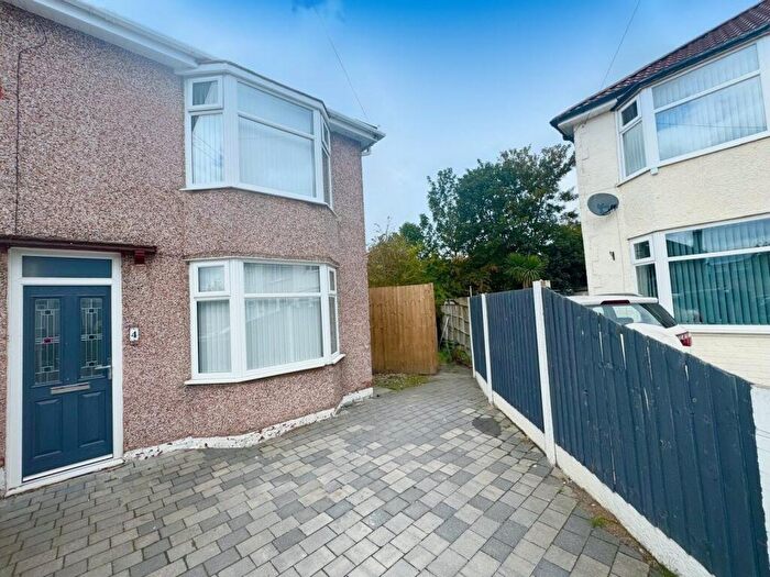 3 Bedroom Semi-Detached House To Rent In Willis Close, Whiston, L35