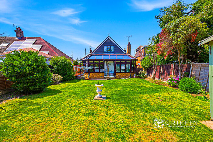 3 Bedroom Bungalow For Sale In Muckingford Road, Linford, Stanford-Le-Hope, SS17
