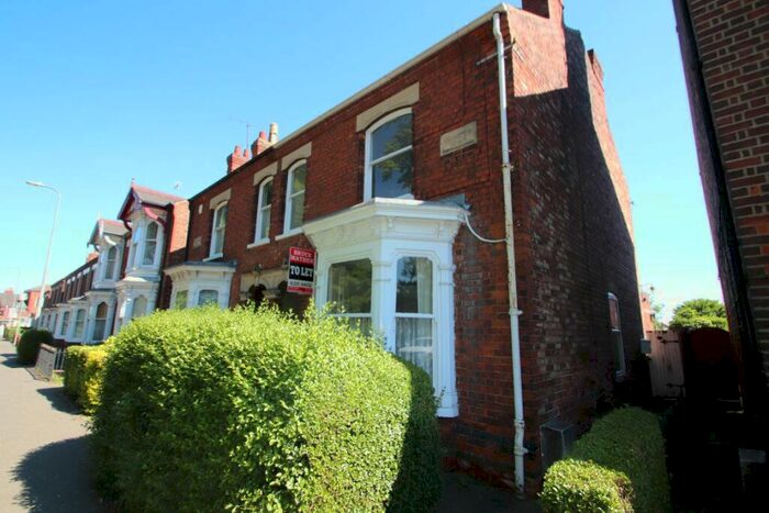 2 Bedroom Flat To Rent In Bed St Floor Apartment Tawney St Boston, PE21