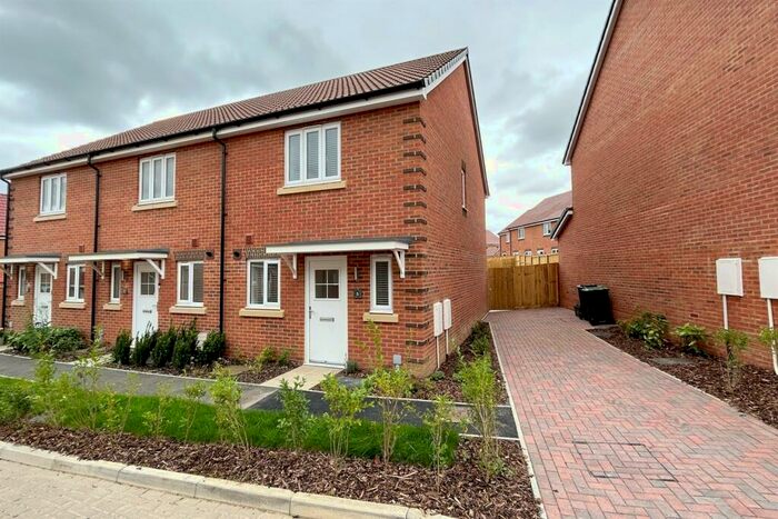 2 Bedroom End Of Terrace House To Rent In Blandford St Mary, DT11