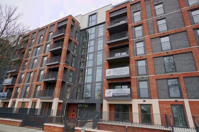 1 Bedroom Flat To Rent In Green Lanes, London, N21