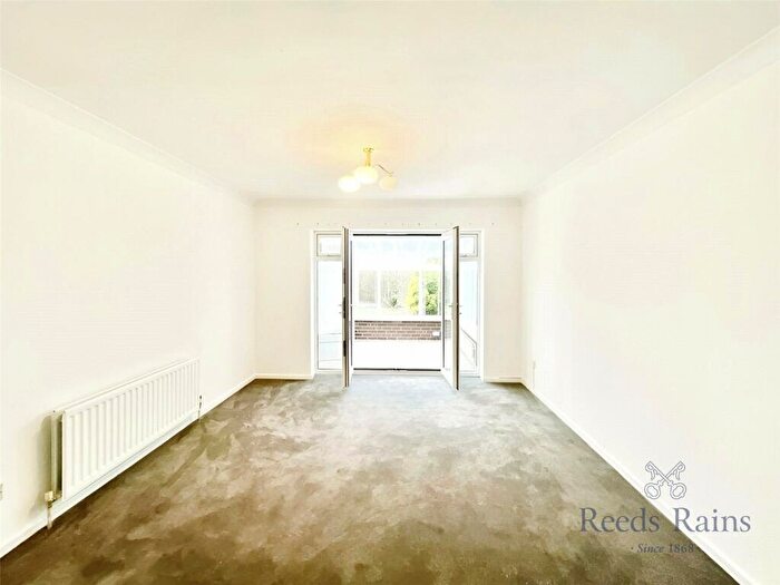 2 Bedroom Bungalow For Sale In Kidderminster Drive, Newcastle Upon Tyne, Tyne And Wear, NE5