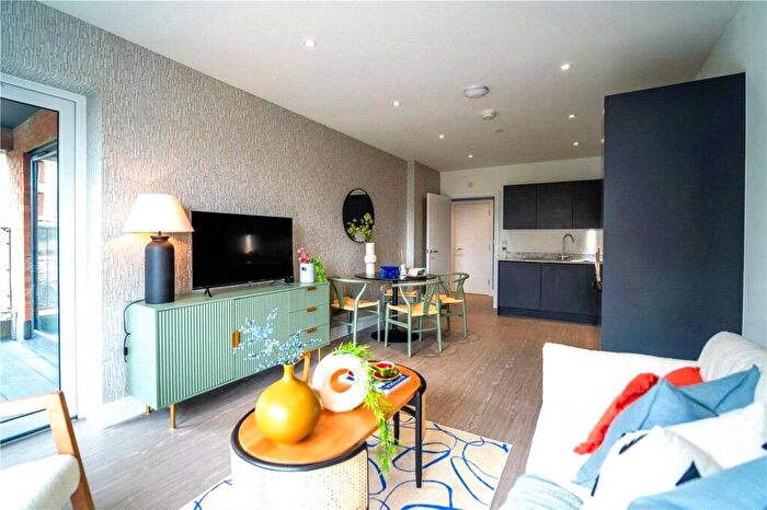 1 Bedroom Flat For Sale In Sandy Road, Erith, DA8