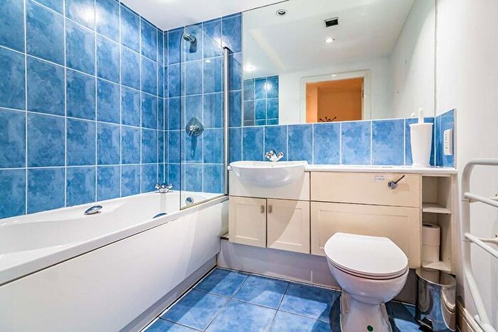 1 Bedroom Apartment To Rent In Whitworth Street West, Manchester, M1