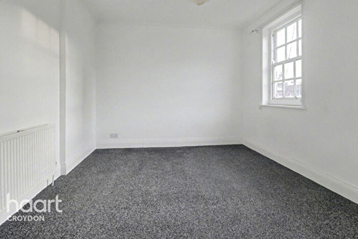 3 Bedroom Flat To Rent In High Street, Croydon, CR0