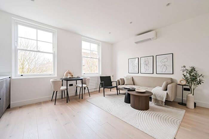 1 Bedroom Flat To Rent In Kingsland Road, Hoxton, E2